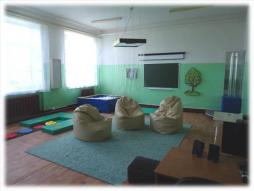 Сенсорная комната (в сенсорной комнате для обучающихся с ОВЗ организованы занятия физической культурой в группах ЛФК и ритмикой, занятия по развитию психомоторики и сенсорных процессов  )
